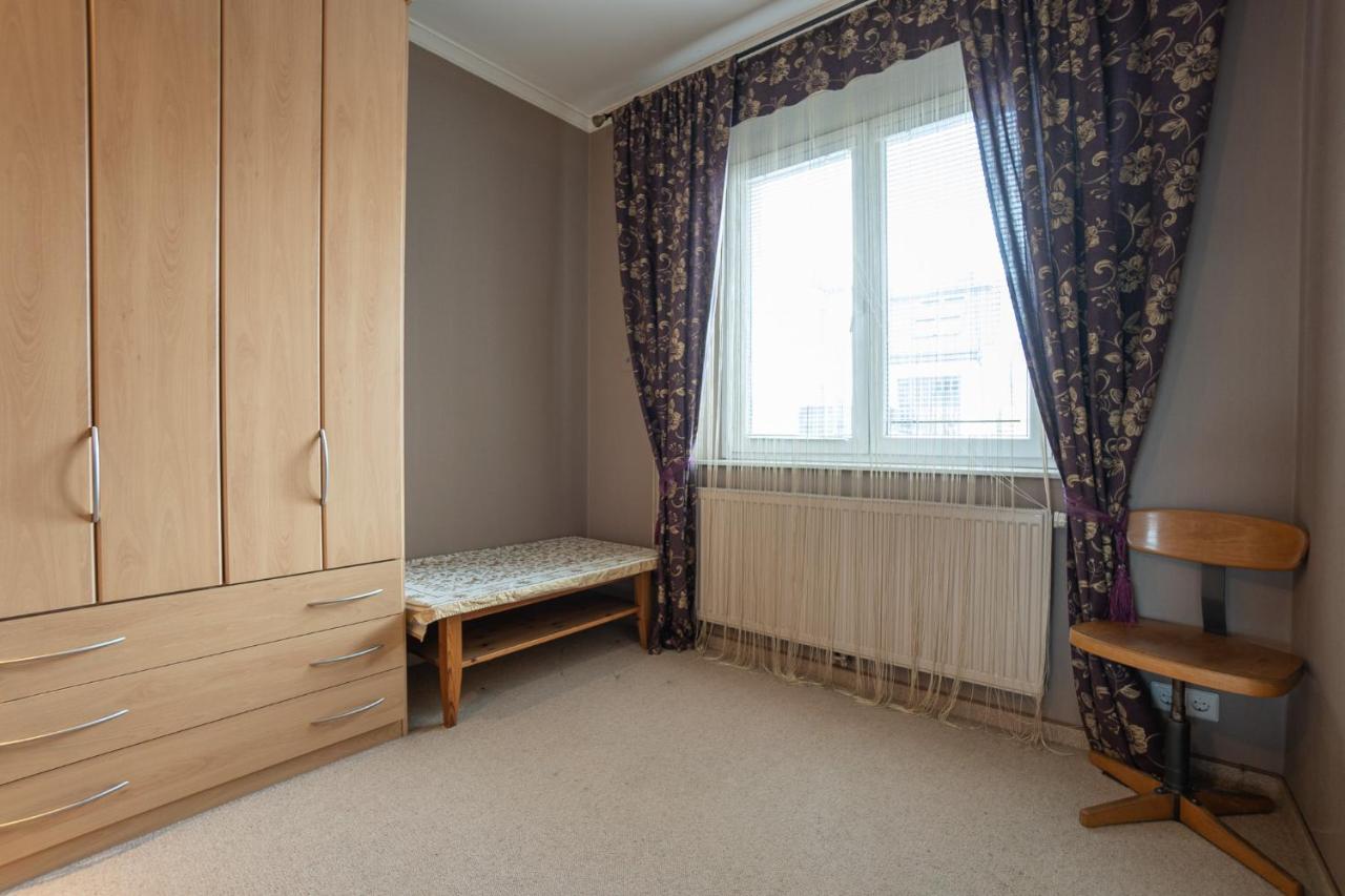 Apartment With A Balcony - 15 Min To City Center Bécs Kültér fotó