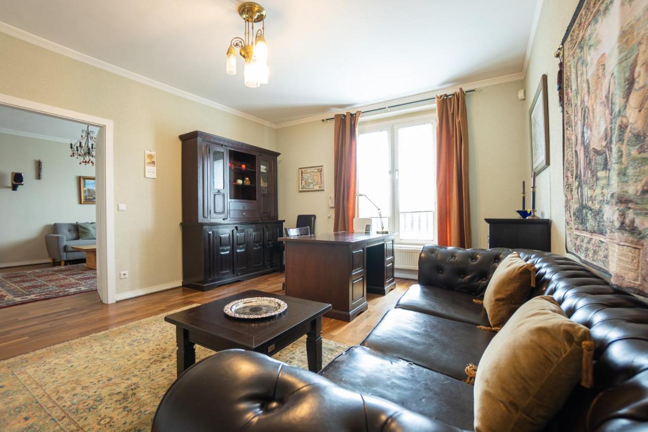 Apartment With A Balcony - 15 Min To City Center Bécs Kültér fotó